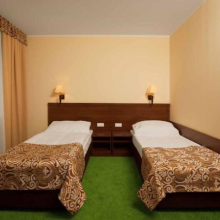 Hotel Zielony ポズナン エクステリア 写真