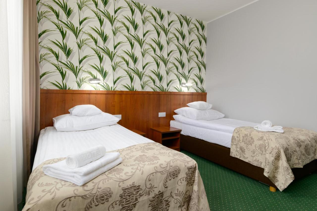 Hotel Zielony ポズナン エクステリア 写真