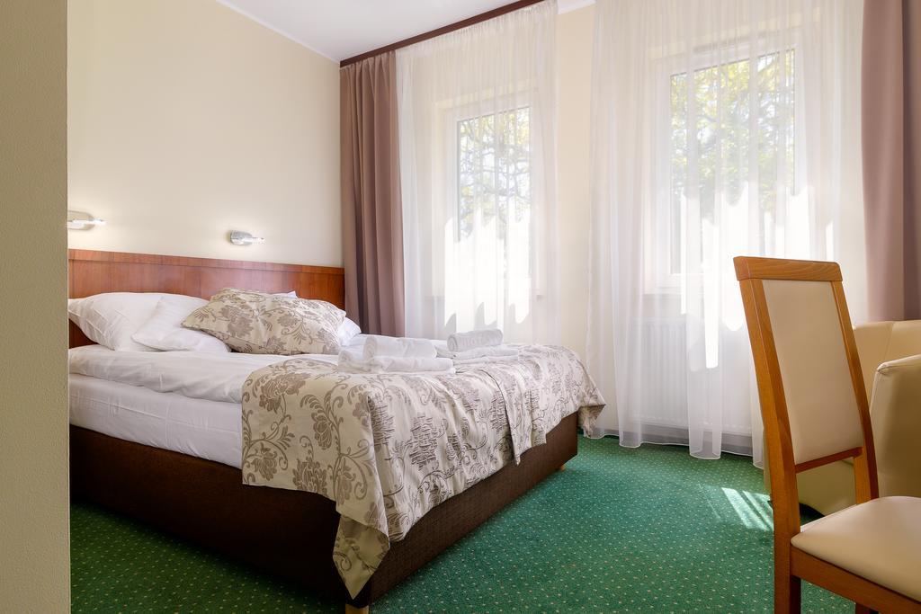 Hotel Zielony ポズナン エクステリア 写真
